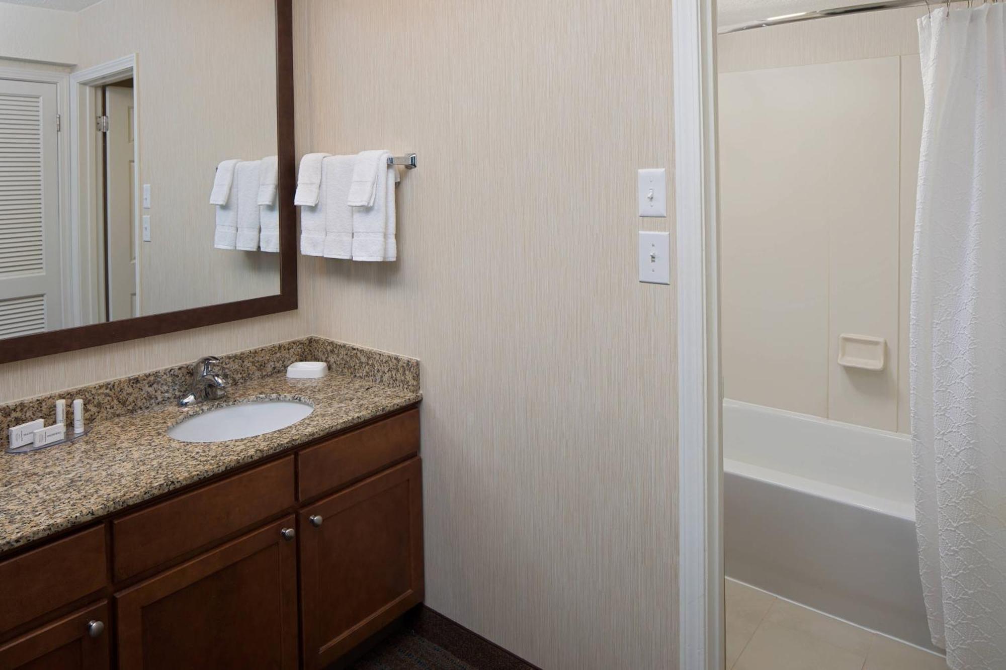 Residence Inn Louisville East Eksteriør bilde